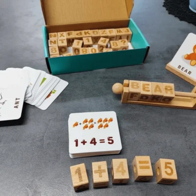 Lesene kocke ABC 123 s karticami