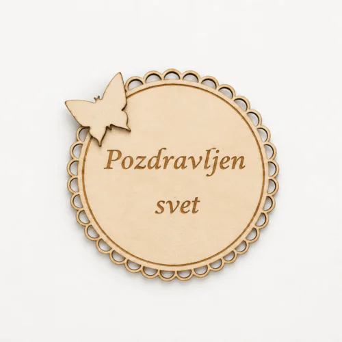 Leseni mejnik Metuljček (punčka)